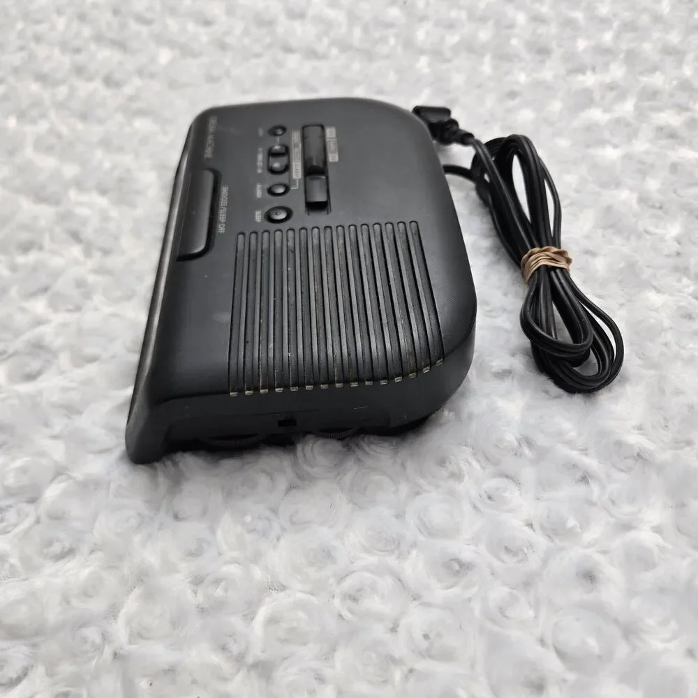 Sony ICF-C25 AM FM Clock Radio Dream Machine Series Black 1990s Alarm Snooze